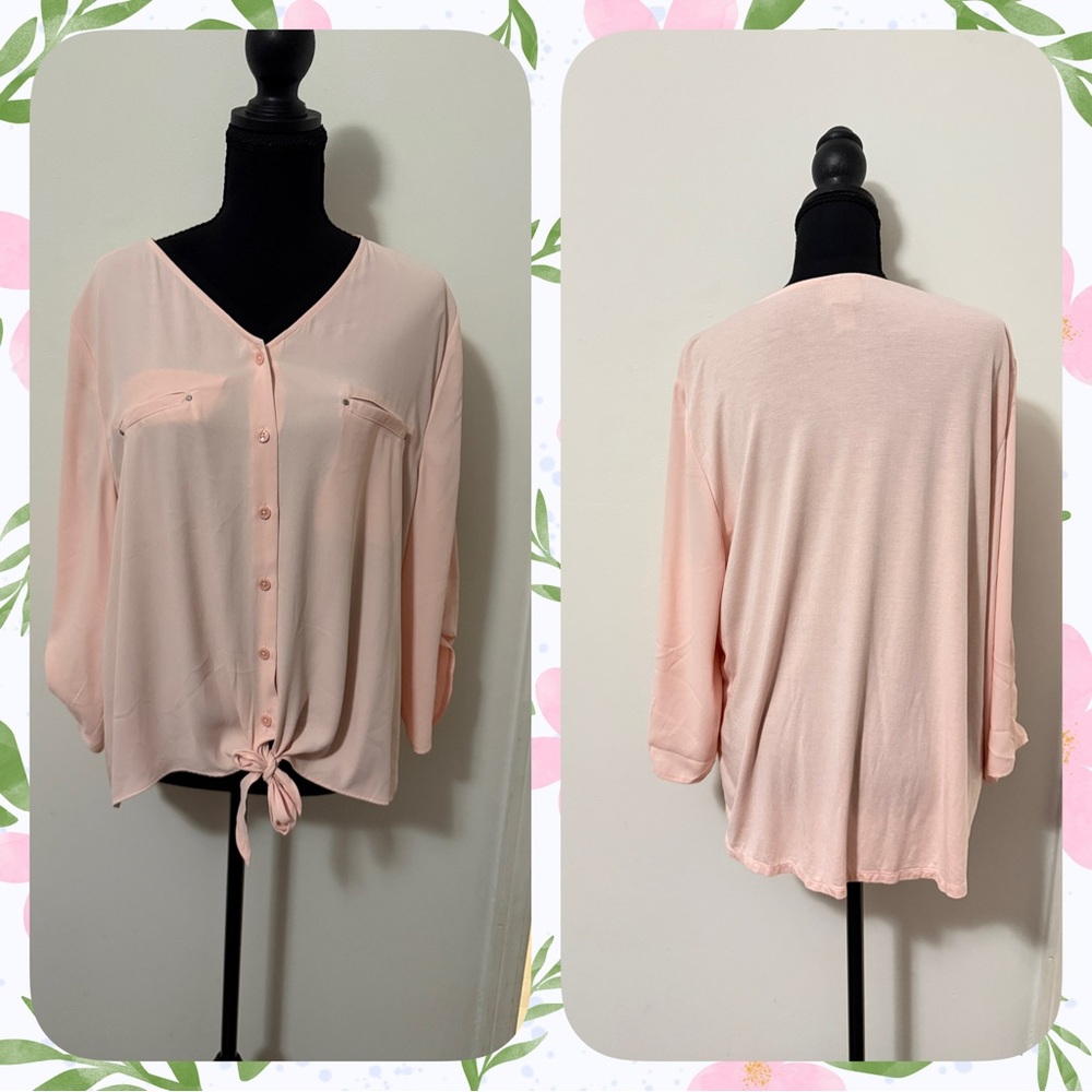 Chico's women’s Soft Pink Button-Down Blouse-Sz Large